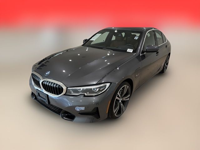 2022 BMW 3 Series 330e