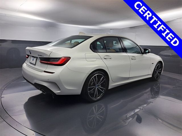 2022 BMW 3 Series 330e