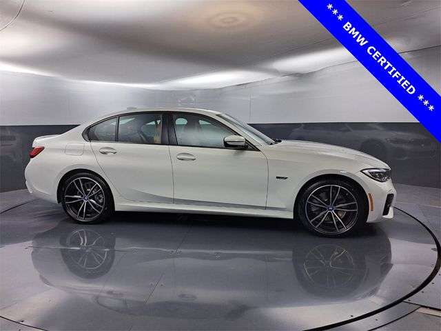 2022 BMW 3 Series 330e