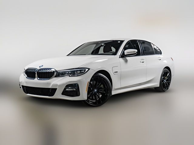 2022 BMW 3 Series 330e