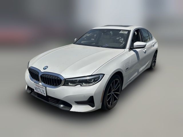 2022 BMW 3 Series 330e