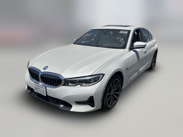 2022 BMW 3 Series 330e