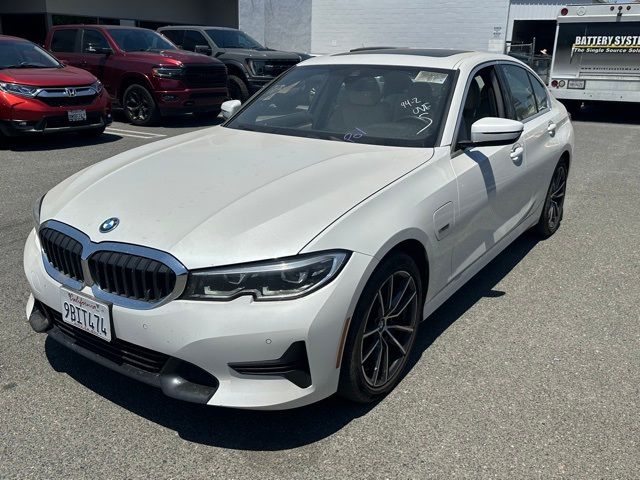 2022 BMW 3 Series 330e