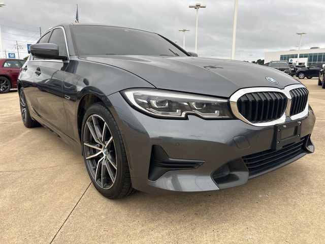 2022 BMW 3 Series 330e