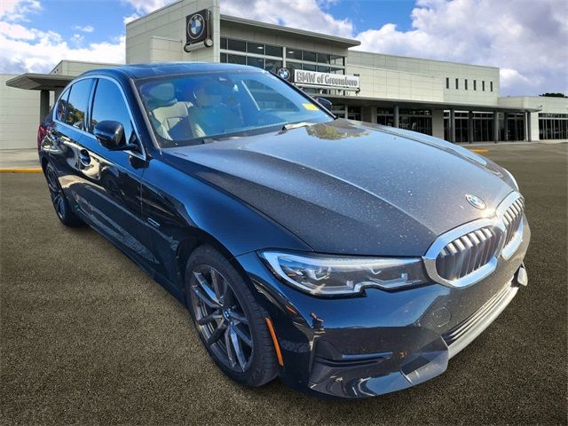 2022 BMW 3 Series 330e