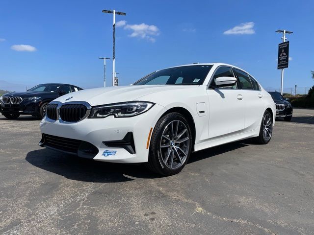 2022 BMW 3 Series 330e