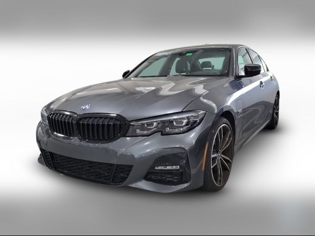 2022 BMW 3 Series 330e