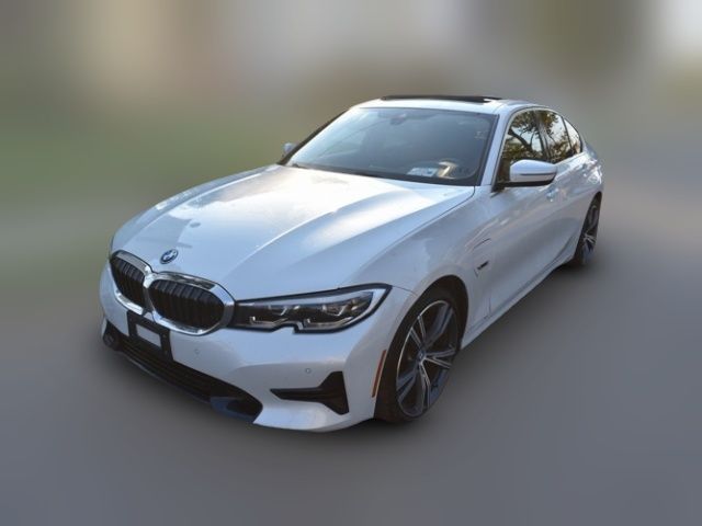 2022 BMW 3 Series 330e