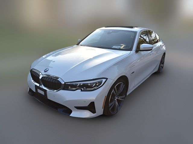 2022 BMW 3 Series 330e