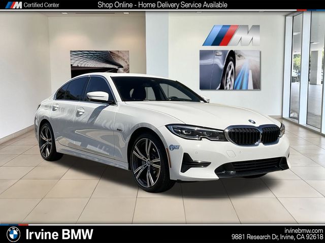 2022 BMW 3 Series 330e