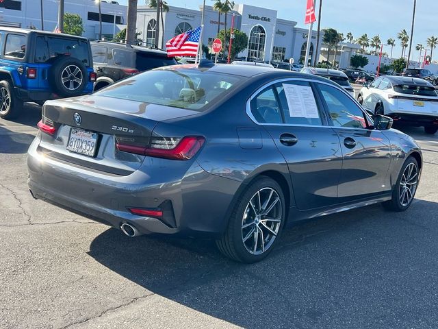 2022 BMW 3 Series 330e