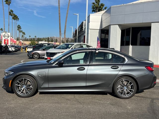 2022 BMW 3 Series 330e