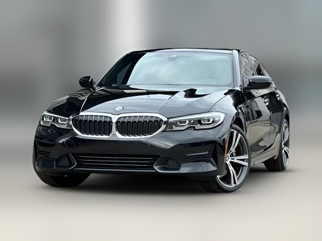 2022 BMW 3 Series 330e