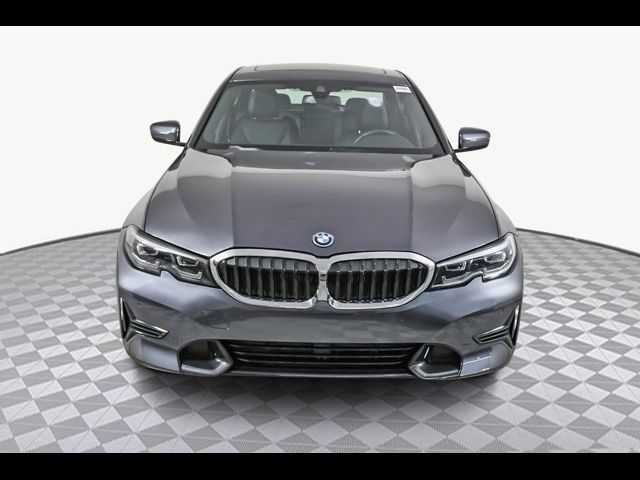 2022 BMW 3 Series 330e xDrive