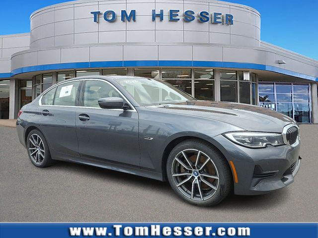 2022 BMW 3 Series 330e xDrive