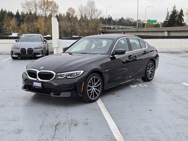 2022 BMW 3 Series 330e xDrive