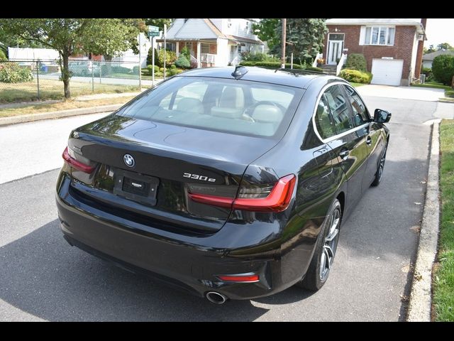 2022 BMW 3 Series 330e xDrive