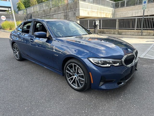 2022 BMW 3 Series 330e xDrive