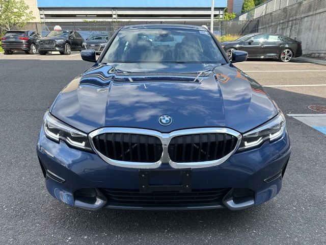 2022 BMW 3 Series 330e xDrive