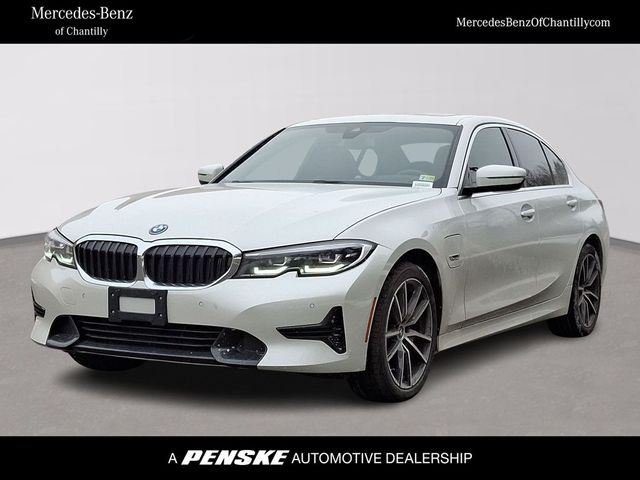 2022 BMW 3 Series 330e xDrive