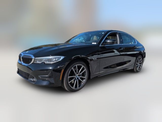 2022 BMW 3 Series 330e xDrive