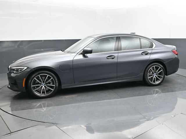 2022 BMW 3 Series 330e xDrive