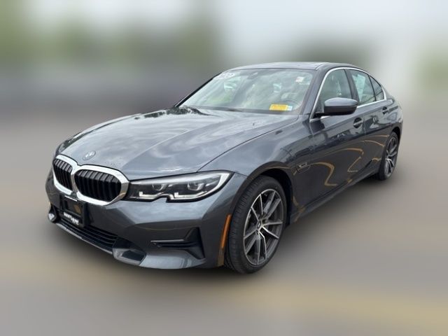 2022 BMW 3 Series 330e xDrive
