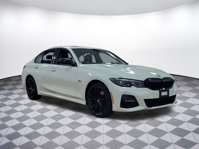2022 BMW 3 Series 330e xDrive