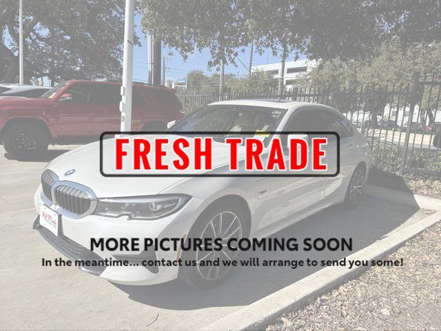 2022 BMW 3 Series 330e xDrive