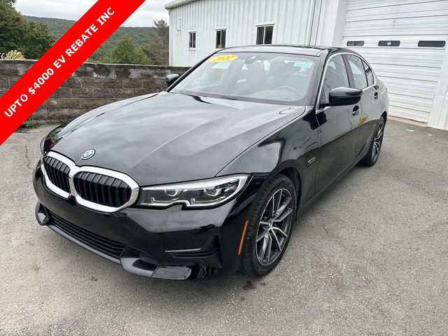 2022 BMW 3 Series 330e xDrive