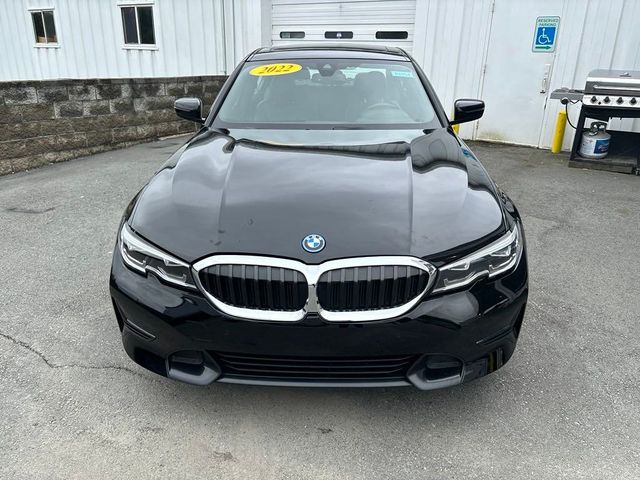 2022 BMW 3 Series 330e xDrive