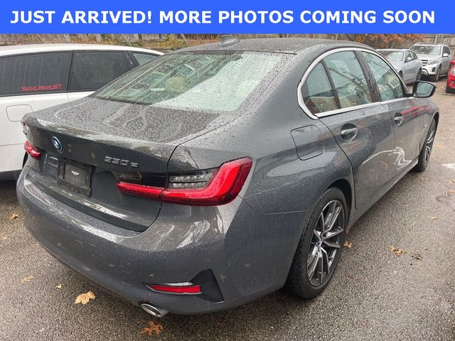 2022 BMW 3 Series 330e xDrive