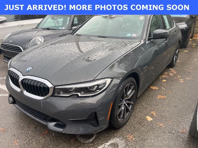 2022 BMW 3 Series 330e xDrive