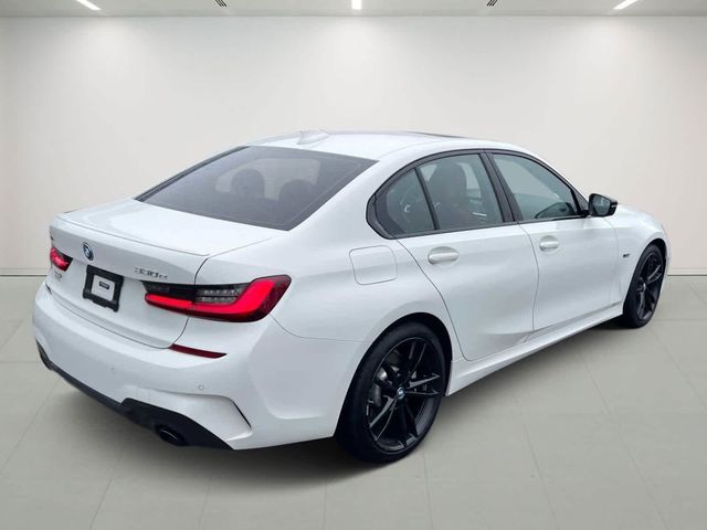 2022 BMW 3 Series 330e xDrive