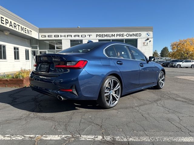 2022 BMW 3 Series 330e xDrive