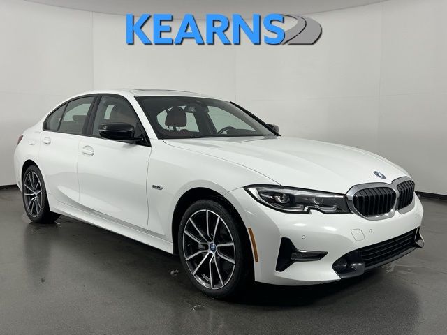 2022 BMW 3 Series 330e xDrive