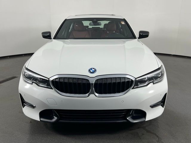 2022 BMW 3 Series 330e xDrive