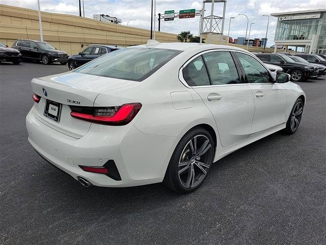 2022 BMW 3 Series 330i