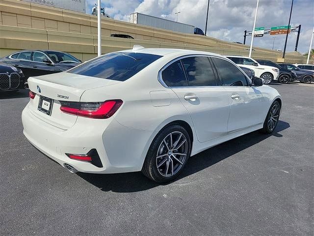 2022 BMW 3 Series 330i