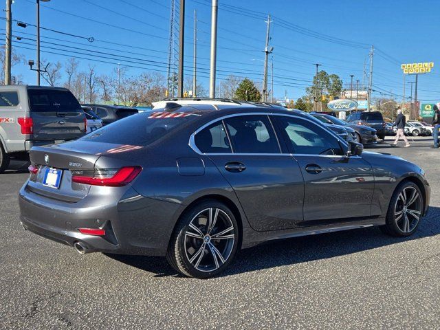 2022 BMW 3 Series 330i