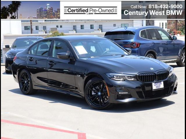 2022 BMW 3 Series 330e