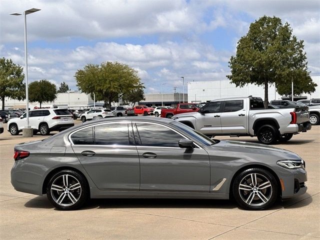 2022 BMW 5 Series 530i