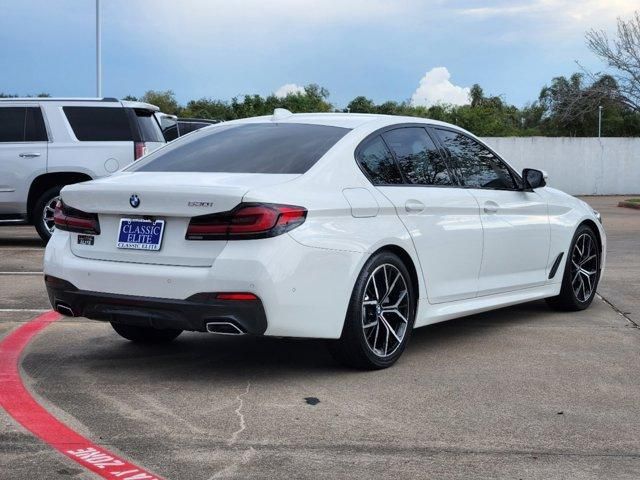 2022 BMW 5 Series 530i