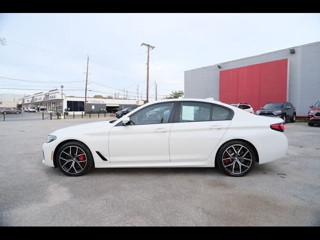 2022 BMW 5 Series 540i