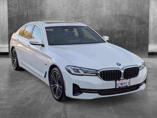 2022 BMW 5 Series 530e