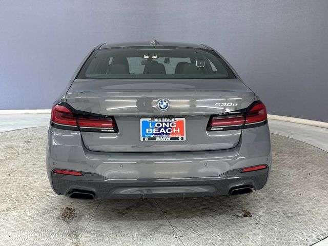 2022 BMW 5 Series 530e