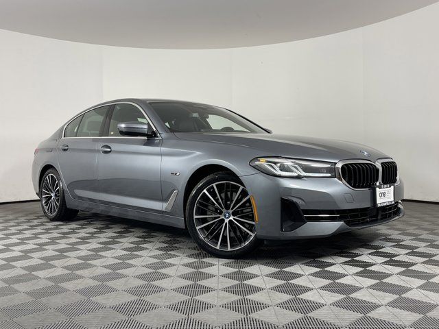 2022 BMW 5 Series 530e