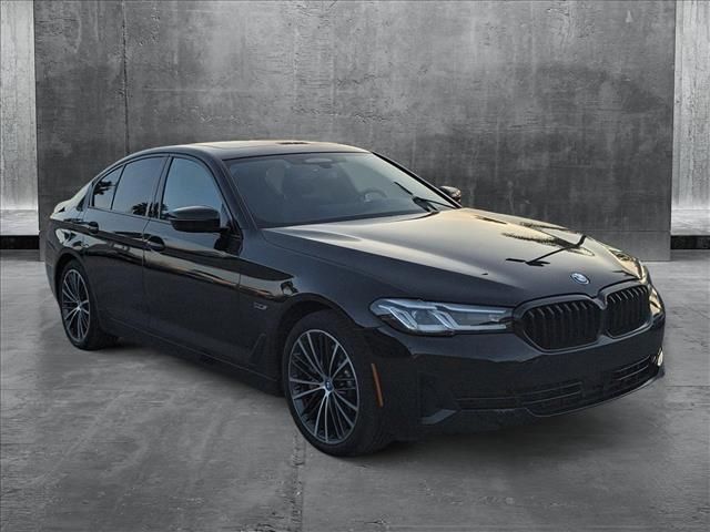 2022 BMW 5 Series 530e