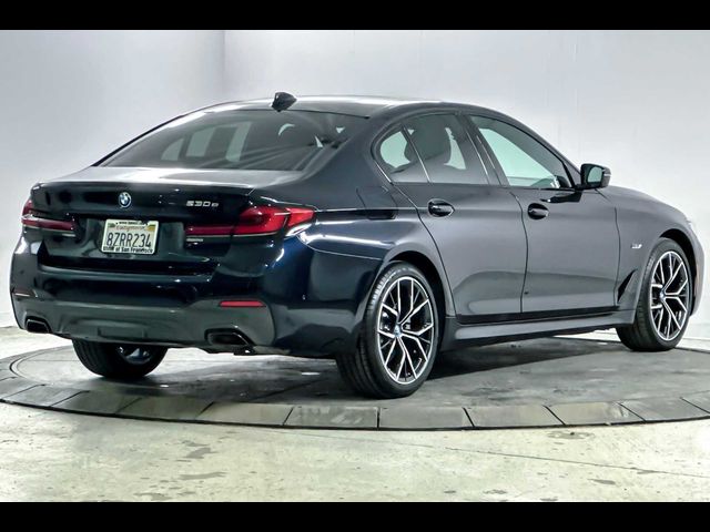 2022 BMW 5 Series 530e