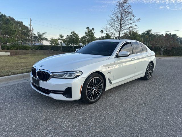 2022 BMW 5 Series 530e